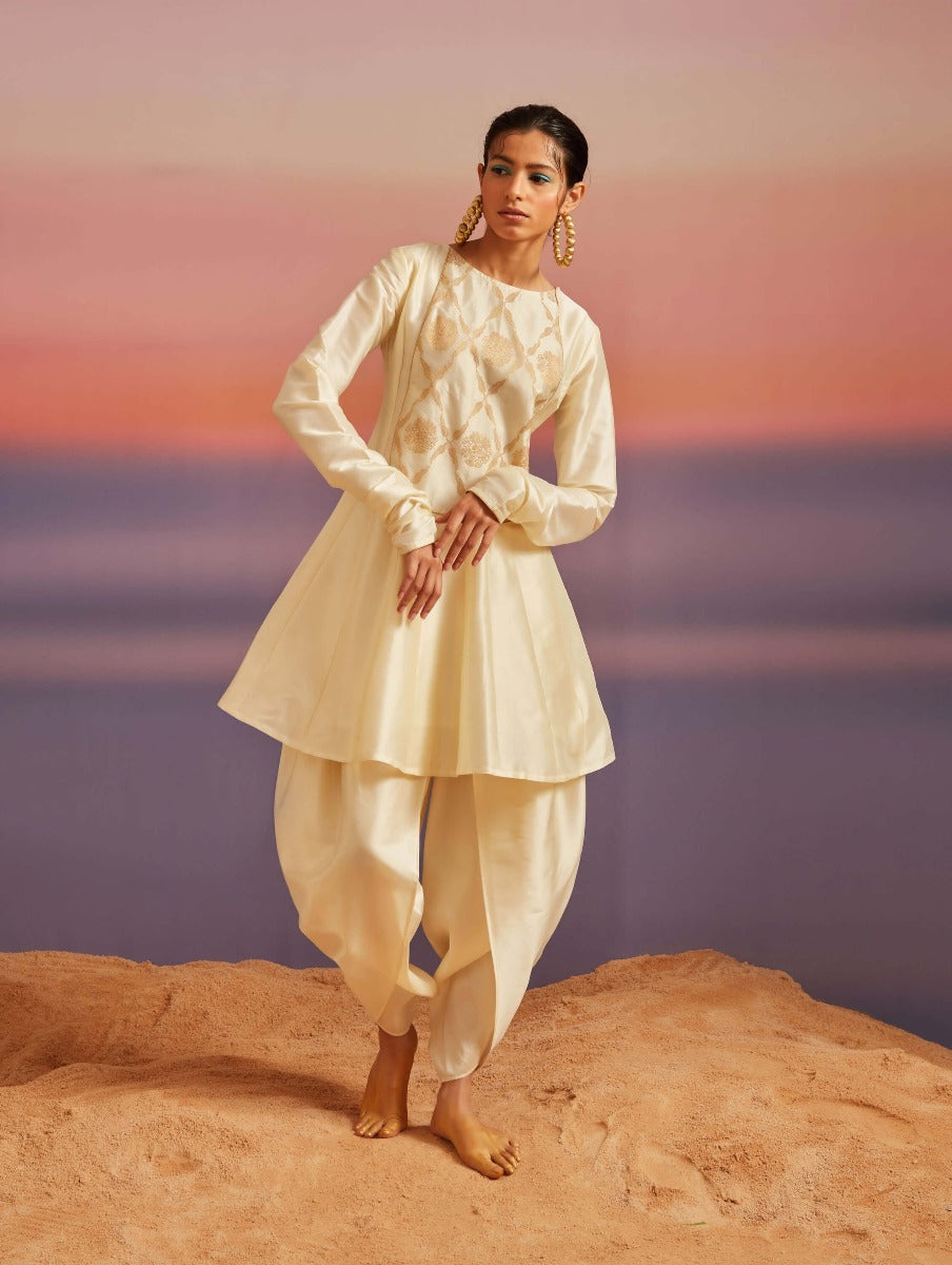Cloud Cream Panelled Banarasi Kurti With Tulip Dhoti