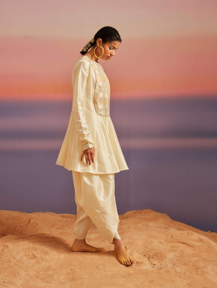Cloud Cream Panelled Banarasi Kurti With Tulip Dhoti