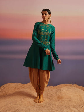 Coral Green Panelled Banarasi Kurti With Tulip Dhoti