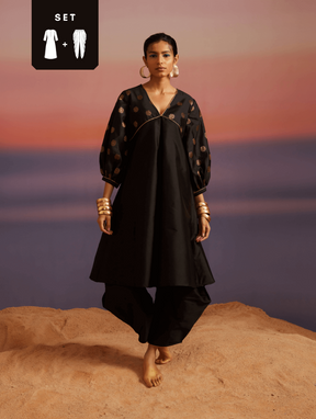 Coral Black Banarasi V-Neck Banarasi Kurta With Pants