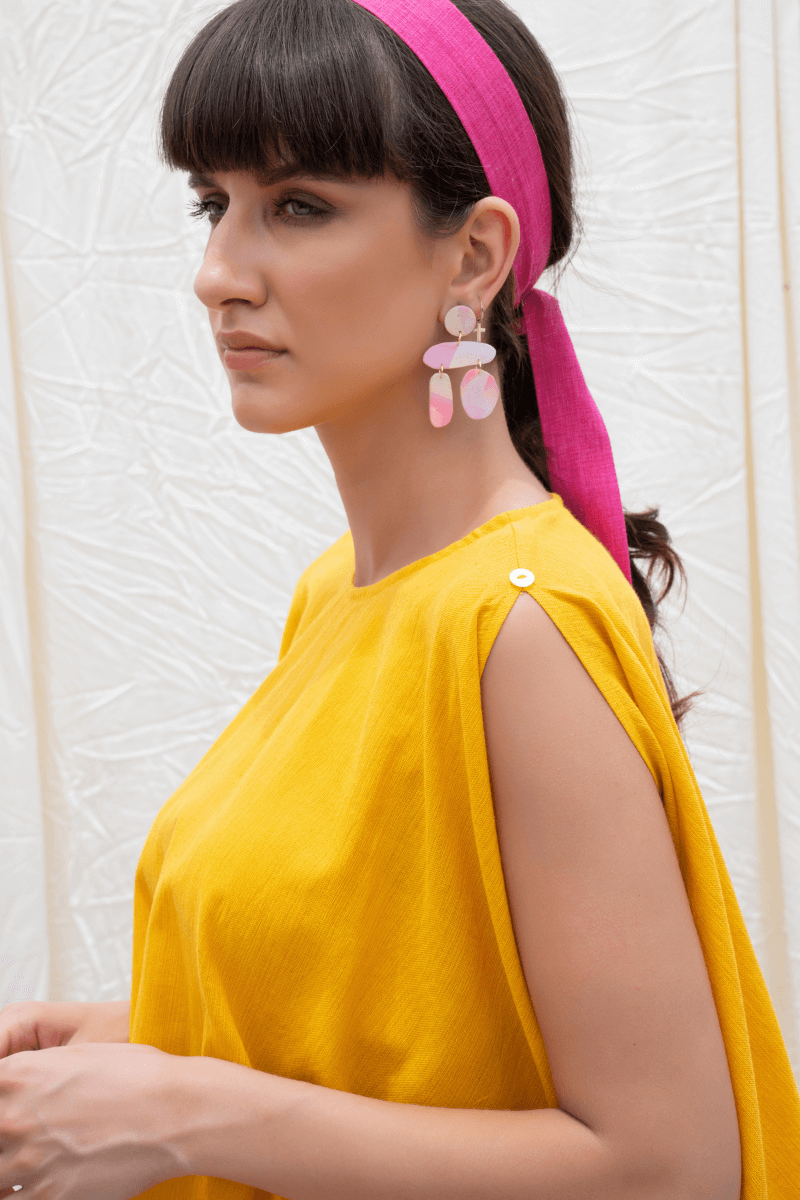 Dandelion Yellow Mangalgiri Handkerchief Top With Dhoti