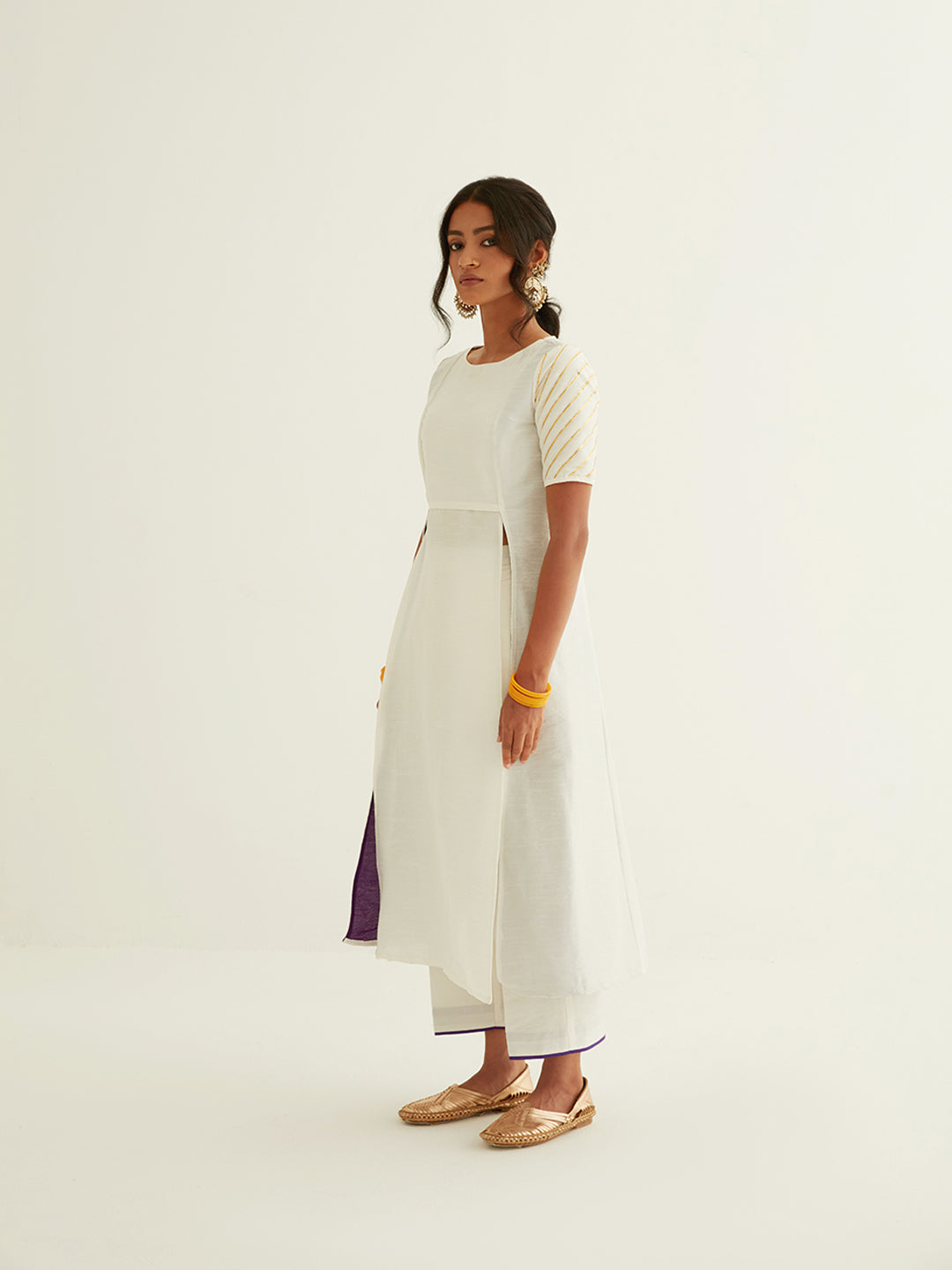 Front Slits banarasi kurta with Gota Patti details on the sleeves