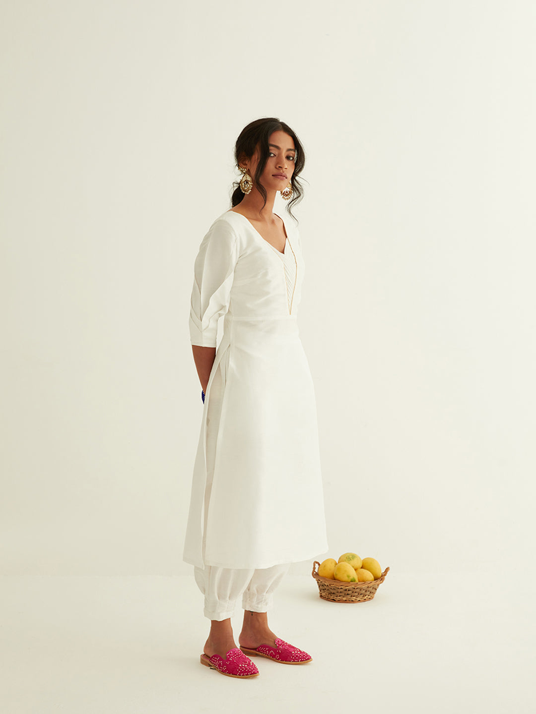 Straight banarasi kurta with pleated sleeves