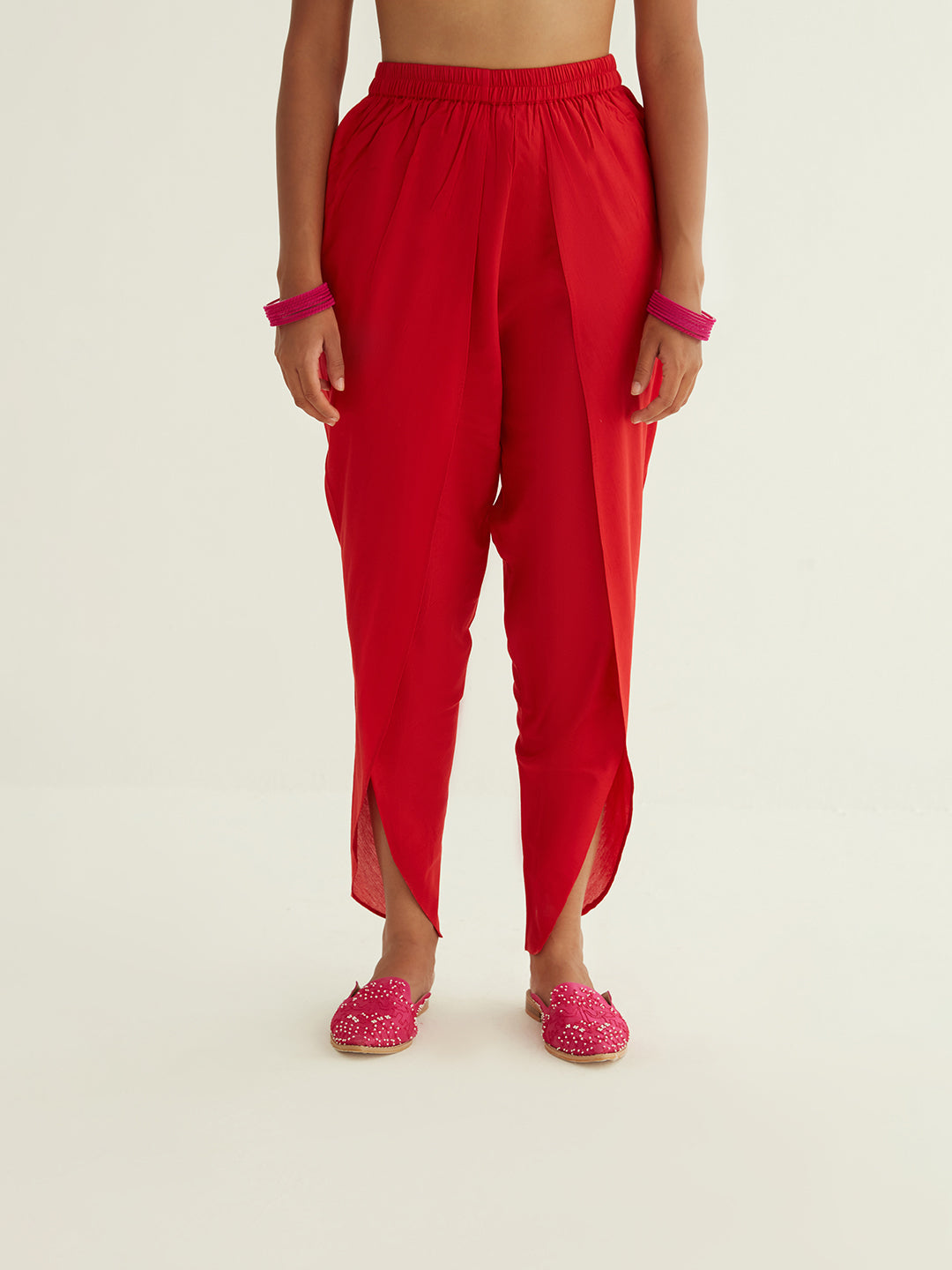 Tulip pants with elasticated waist belt