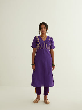 Straight banarasi kurta with Gota Patti details on front
