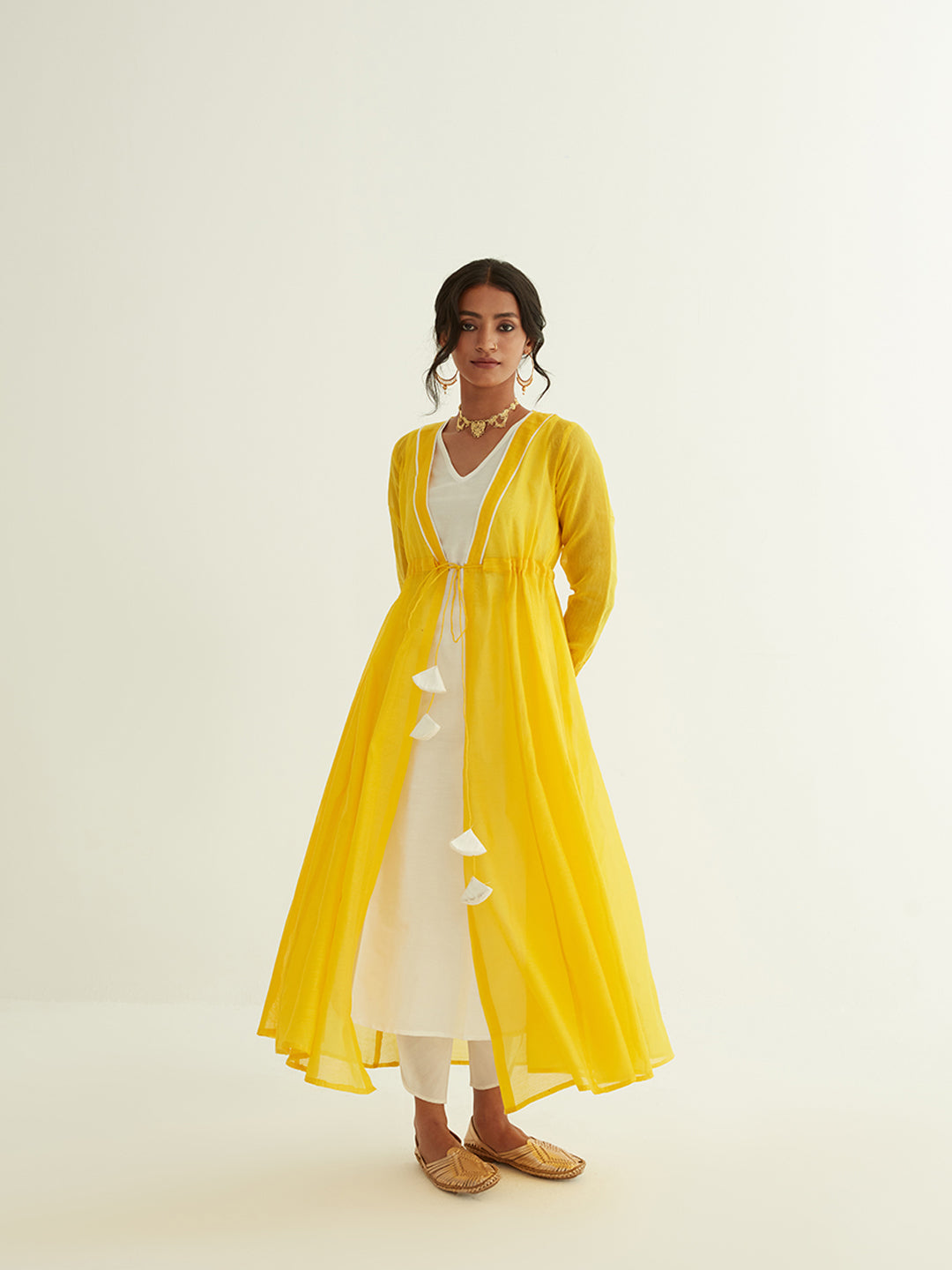 Abhishti Panelled chanderi jacket & kurta with dori tie-up