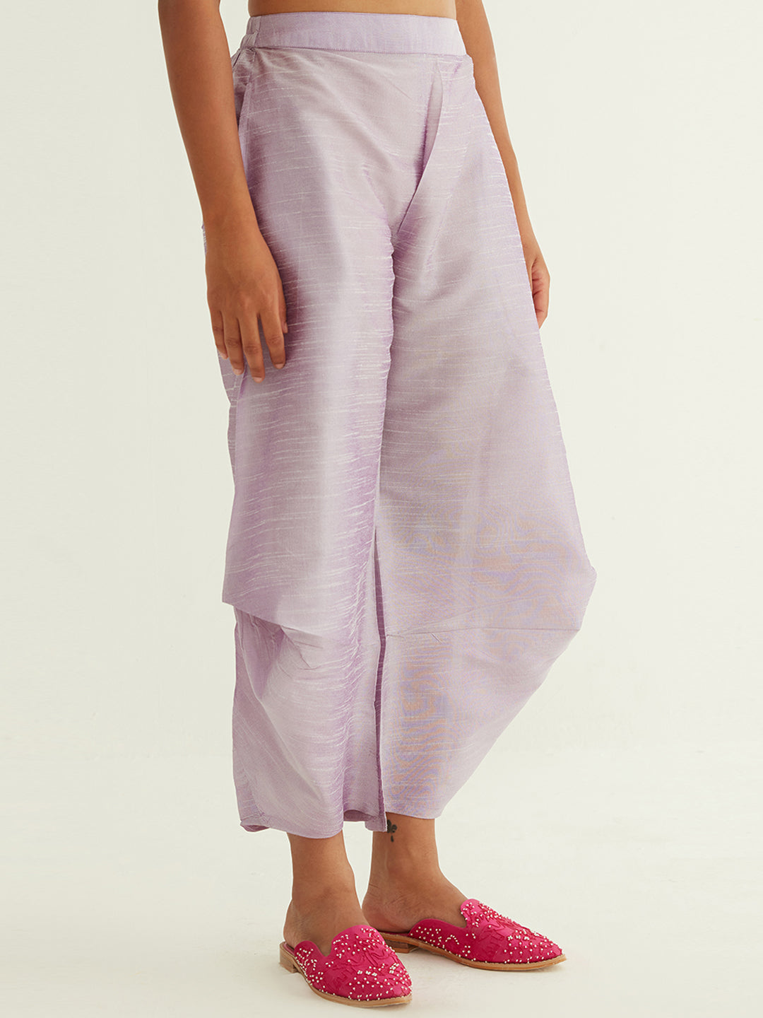 Pleated pants in Dupion Art Silk