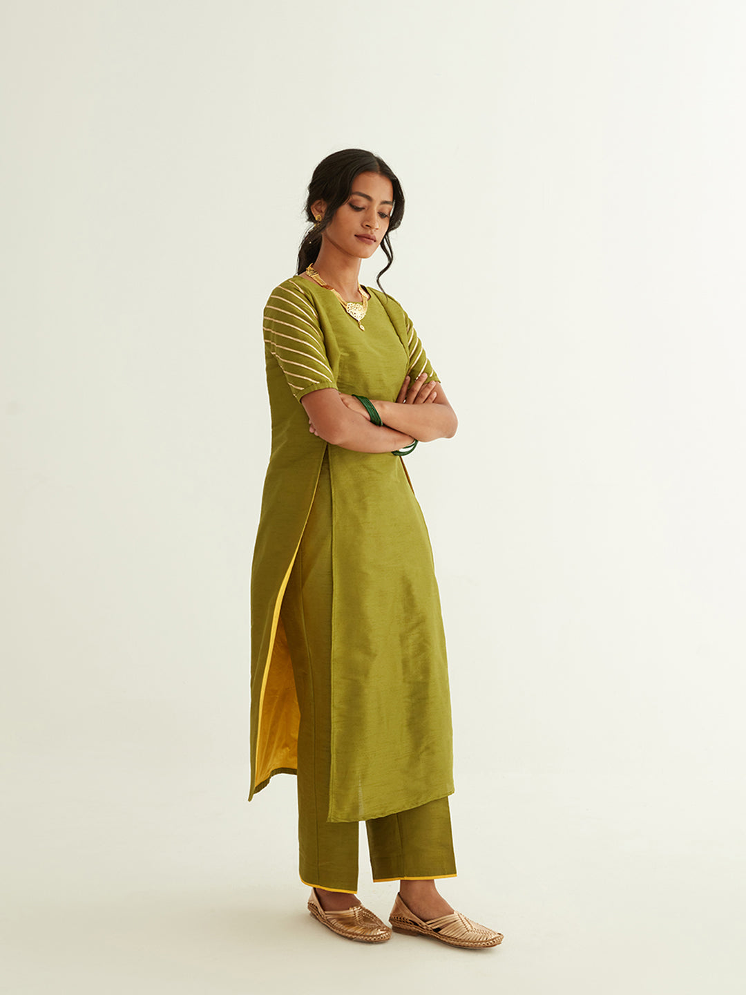 Front Slits banarasi kurta with Gota Patti details on the sleeves