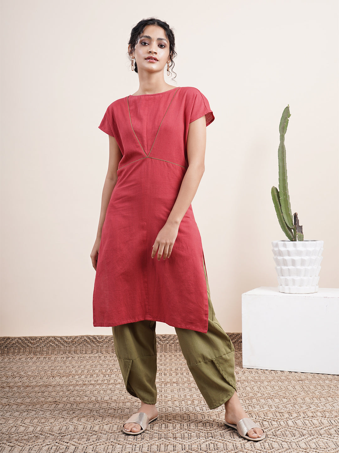 Maroon Drop shoulder Kurta with contrast piping