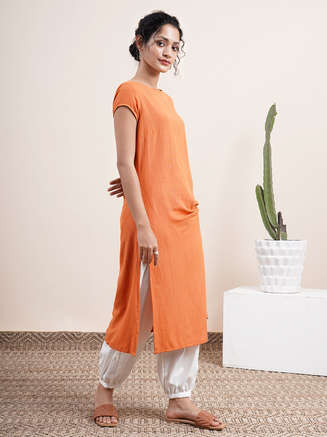 Rust Orange Twist knot kurta in rayon flax
