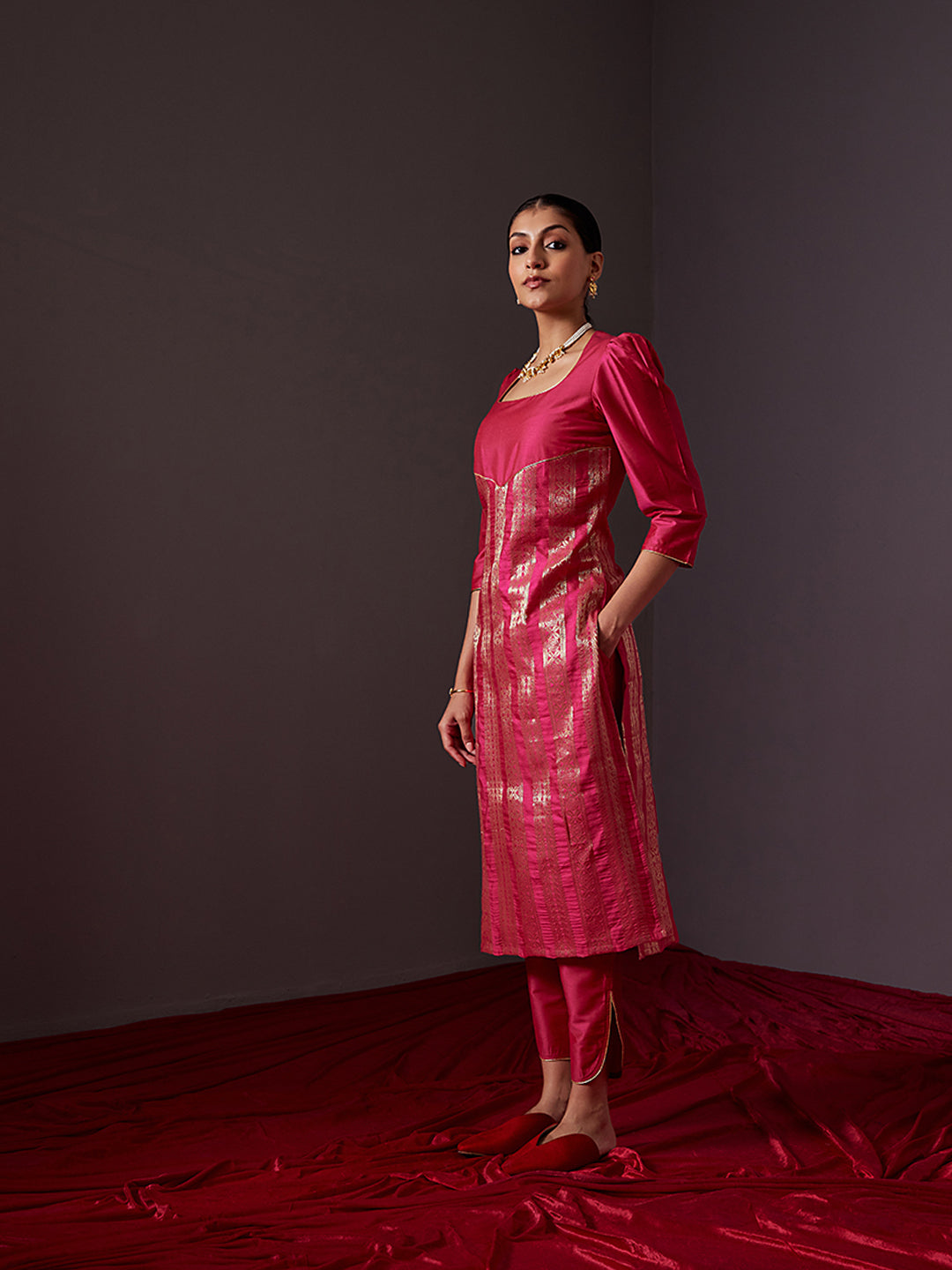 Scoop neck banarasi zari straight kurta - Fuschia Pink