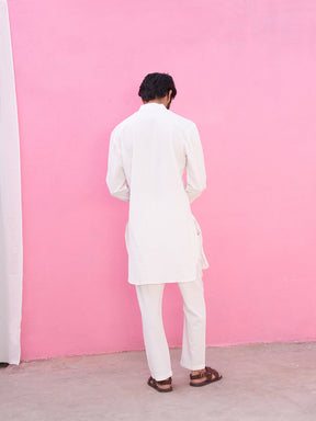 White Mandarin collar kurta with straight pants