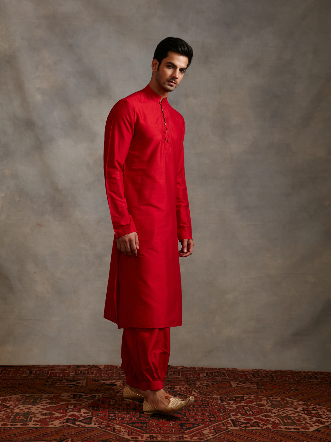 Banarasi Mandarin collar kurta with pathani pants- scarlet red