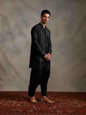 Banarasi kurta with contrasting detail-Metallic black