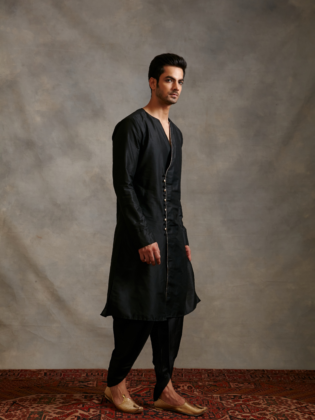 Overlapped buttoned down kurta -metallic black