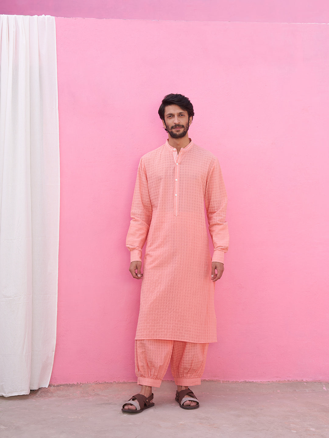 Mandarin collar peach self check kurta