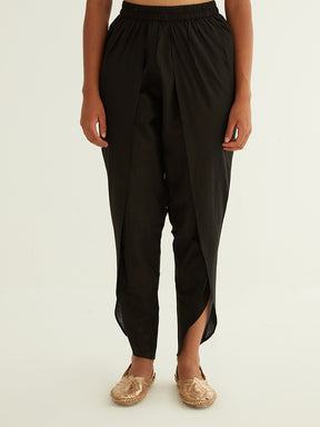 Straight banarasi kurta with a highlighted long placket with tulip pants