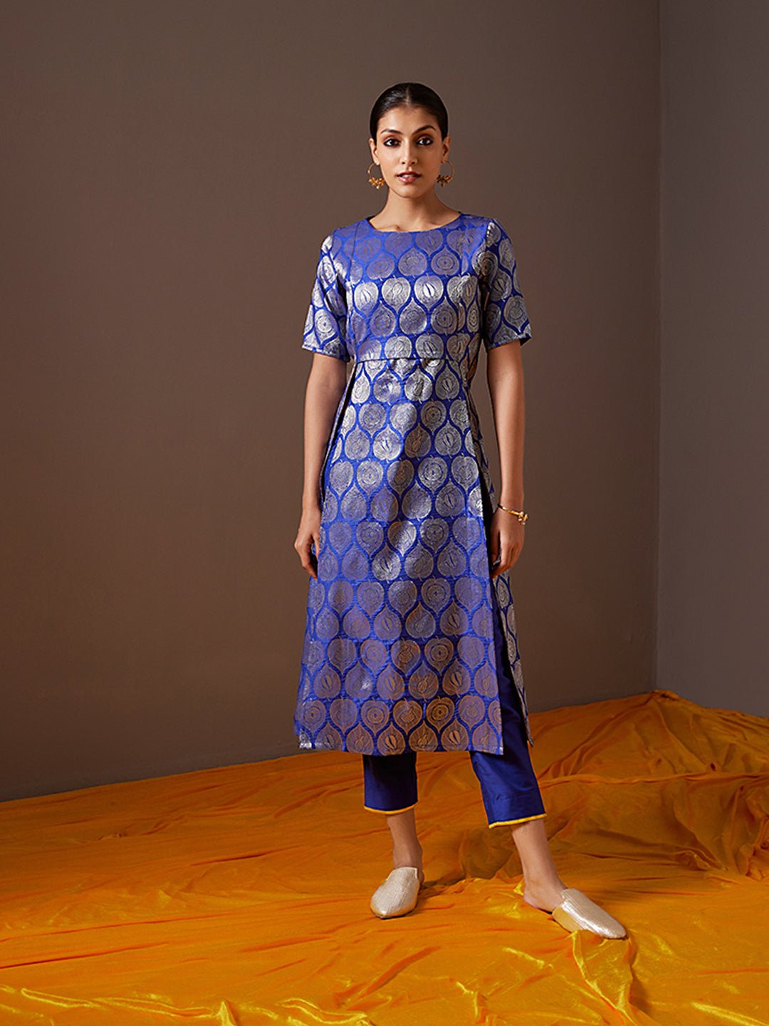 Banarasi zari overlapped kurta with front slits-Blue imperial