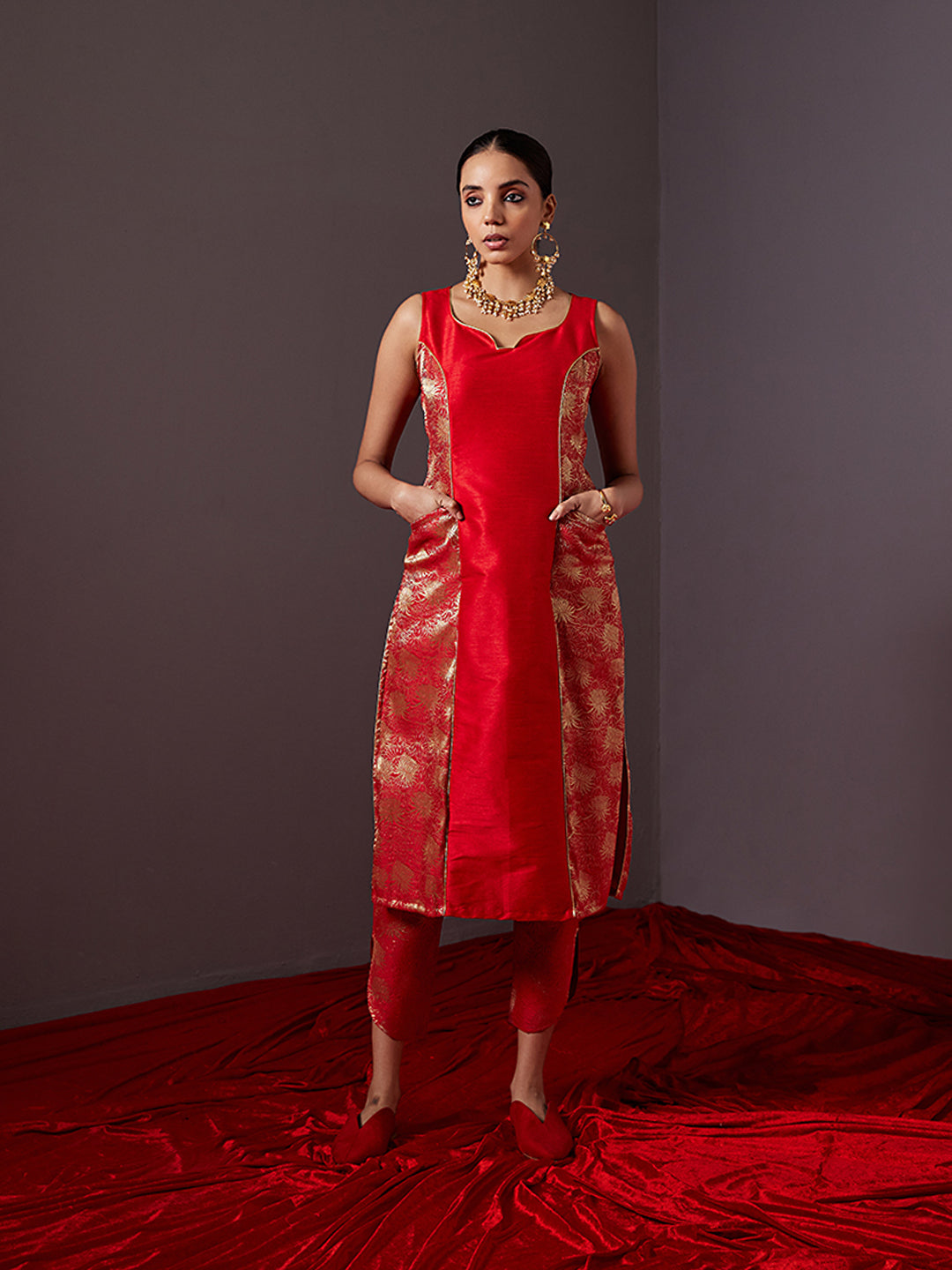 Banarasi zari paneled kurta with front pockets-Scarlet red