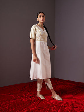 Banarasi zari v neck straight kurta-pearl white