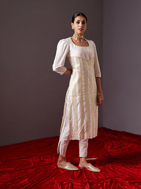 Scoop neck banarasi zari straight kurta with Curved U-hem pants