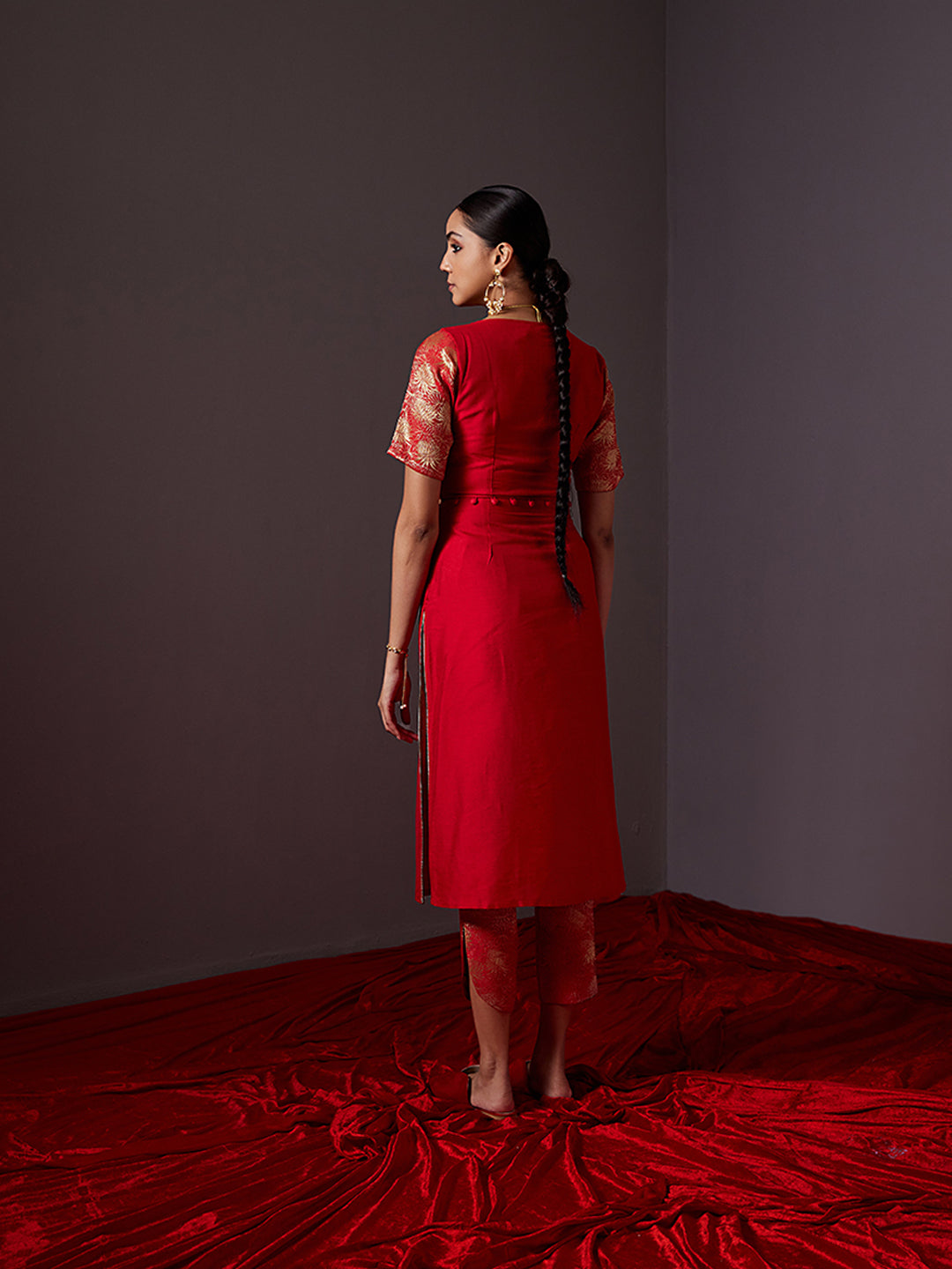 Banarasi Kurta with detachable zari blouse -Scarlet red