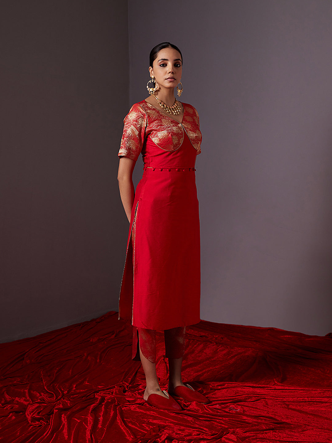 Banarasi Kurta with detachable zari blouse -Scarlet red