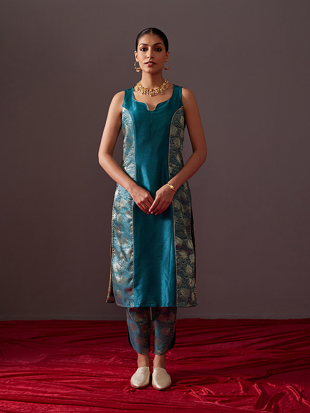 Banarasi zari paneled kurta with front pockets- Teal Blue