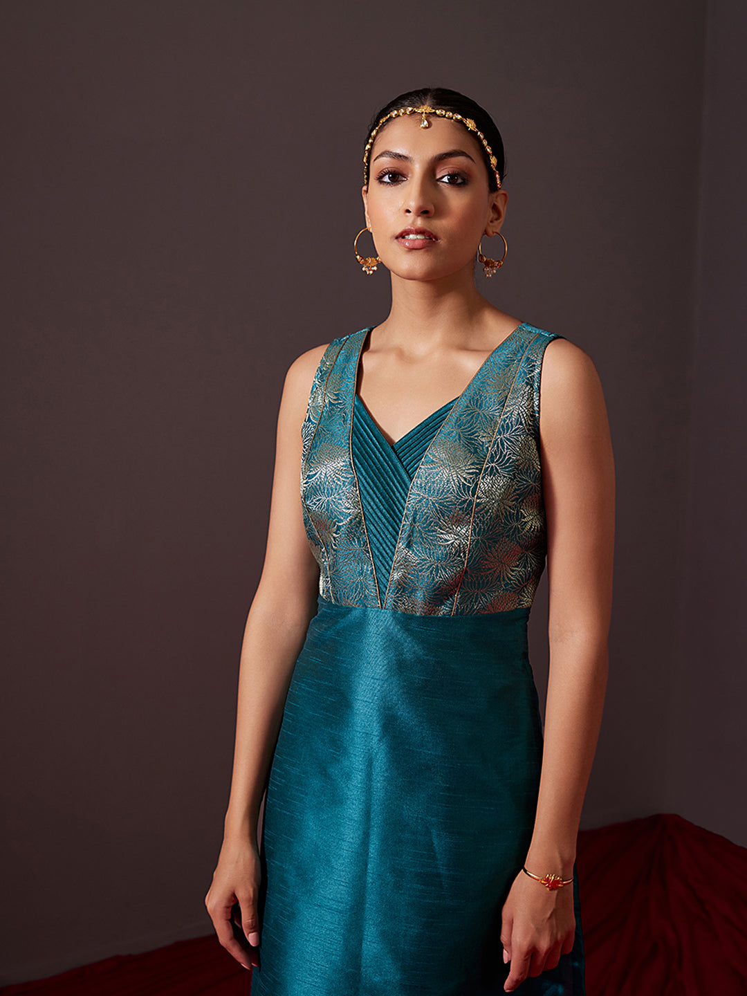 Straight banarasi zari pin-tuck kurta- Teal Blue