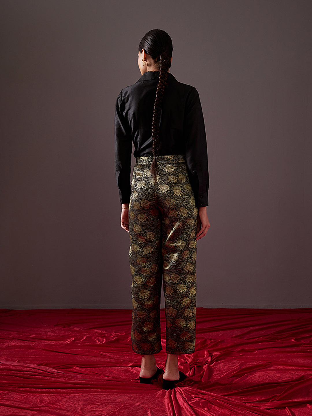 Buttoned up wrap shirt with overlapping tie-up-metallic black