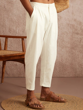 Relaxed fit pleated pants-White