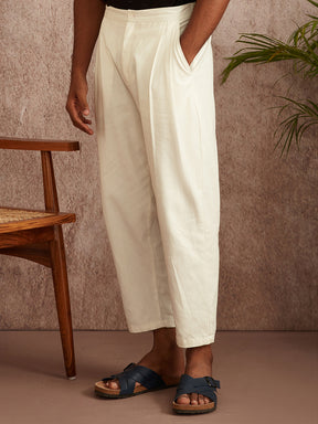 Relaxed fit pleated pants-White