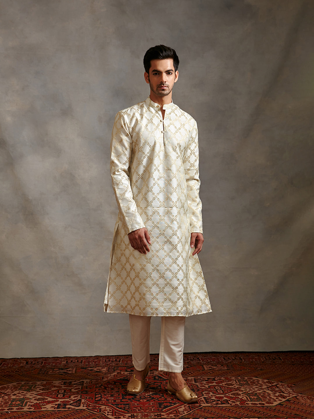 Banarasi zari kurta -ivory