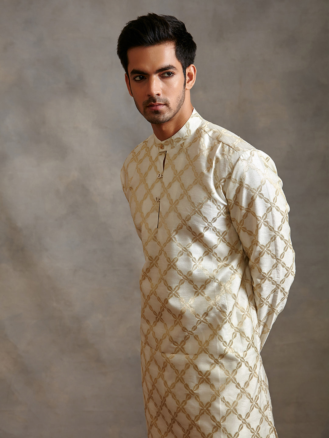 Banarasi zari kurta -ivory