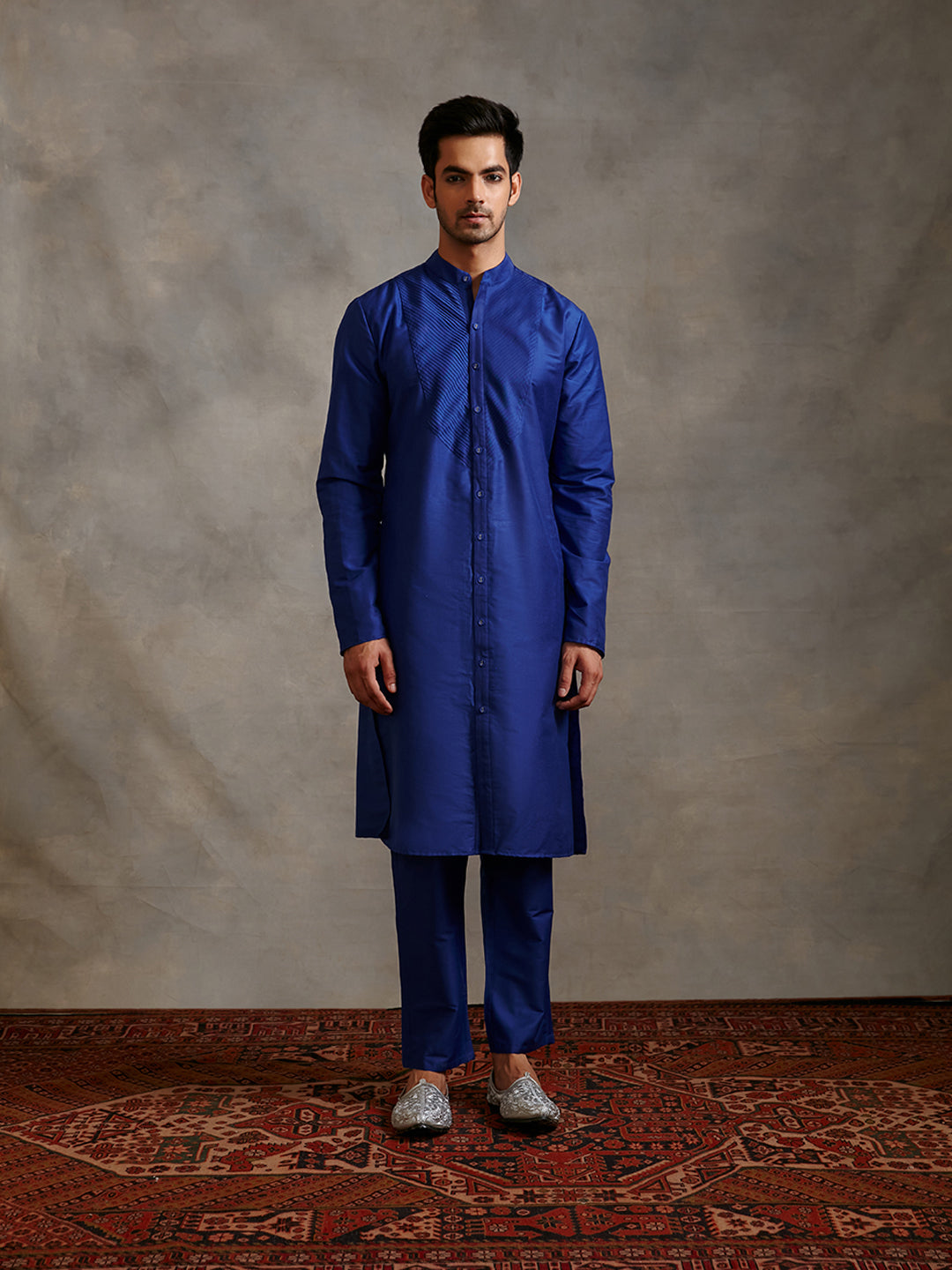 Banarasi pintuck detail kurta-imperial Blue