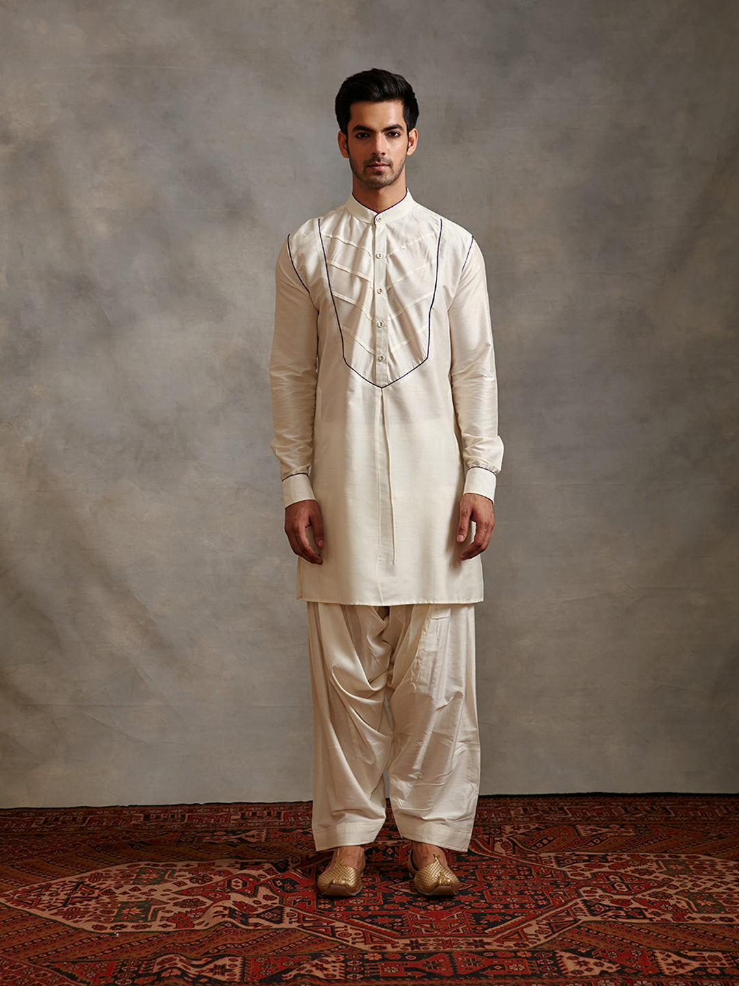 Banarasi kurta with contrasting detail-ivory