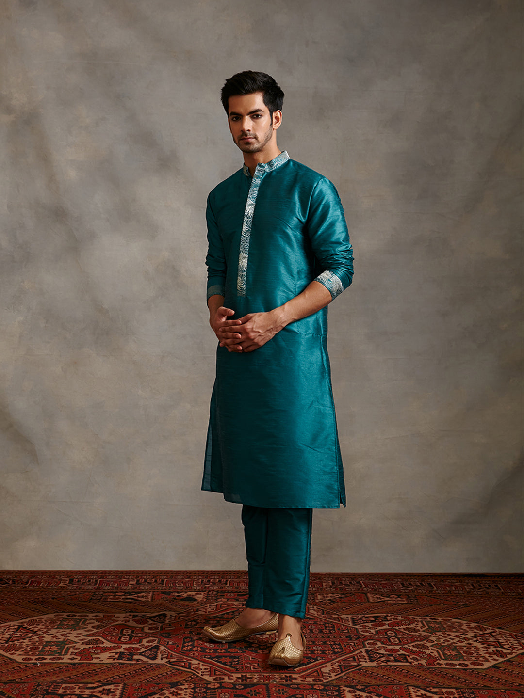 Banarasi zari detail buttoned down kurta -Blue