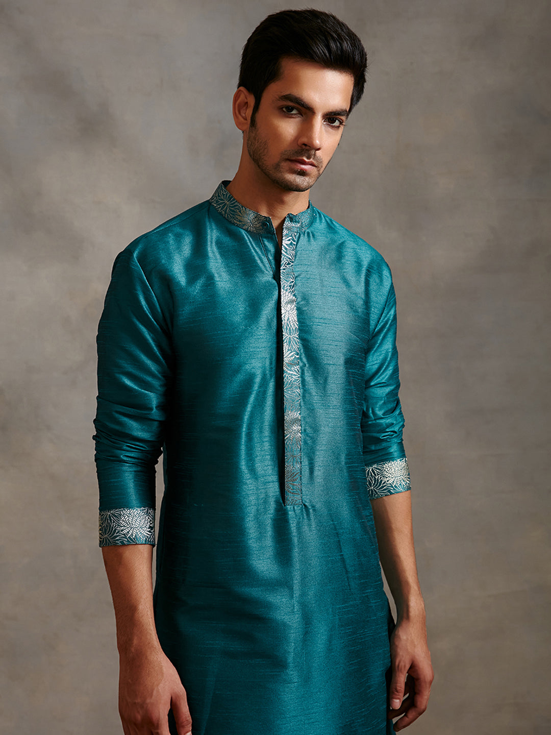 Banarasi zari detail Buttoned down kurta with straight pant-teal blue