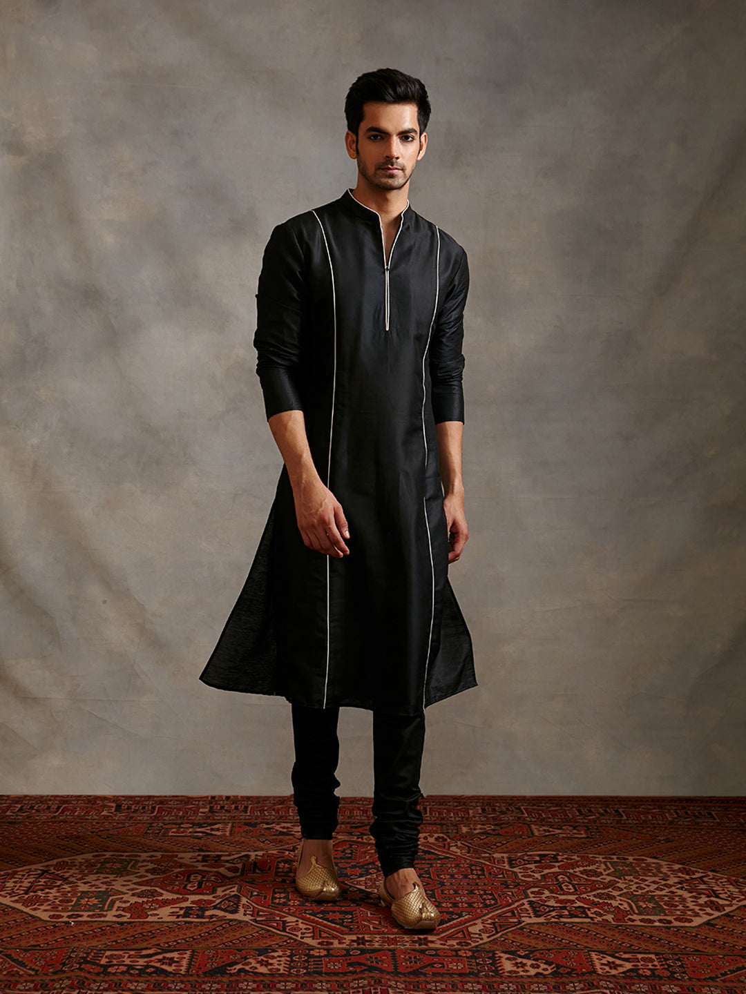 Banarasi straight kurta with contrasting detail paired with churidar- Metallic black
