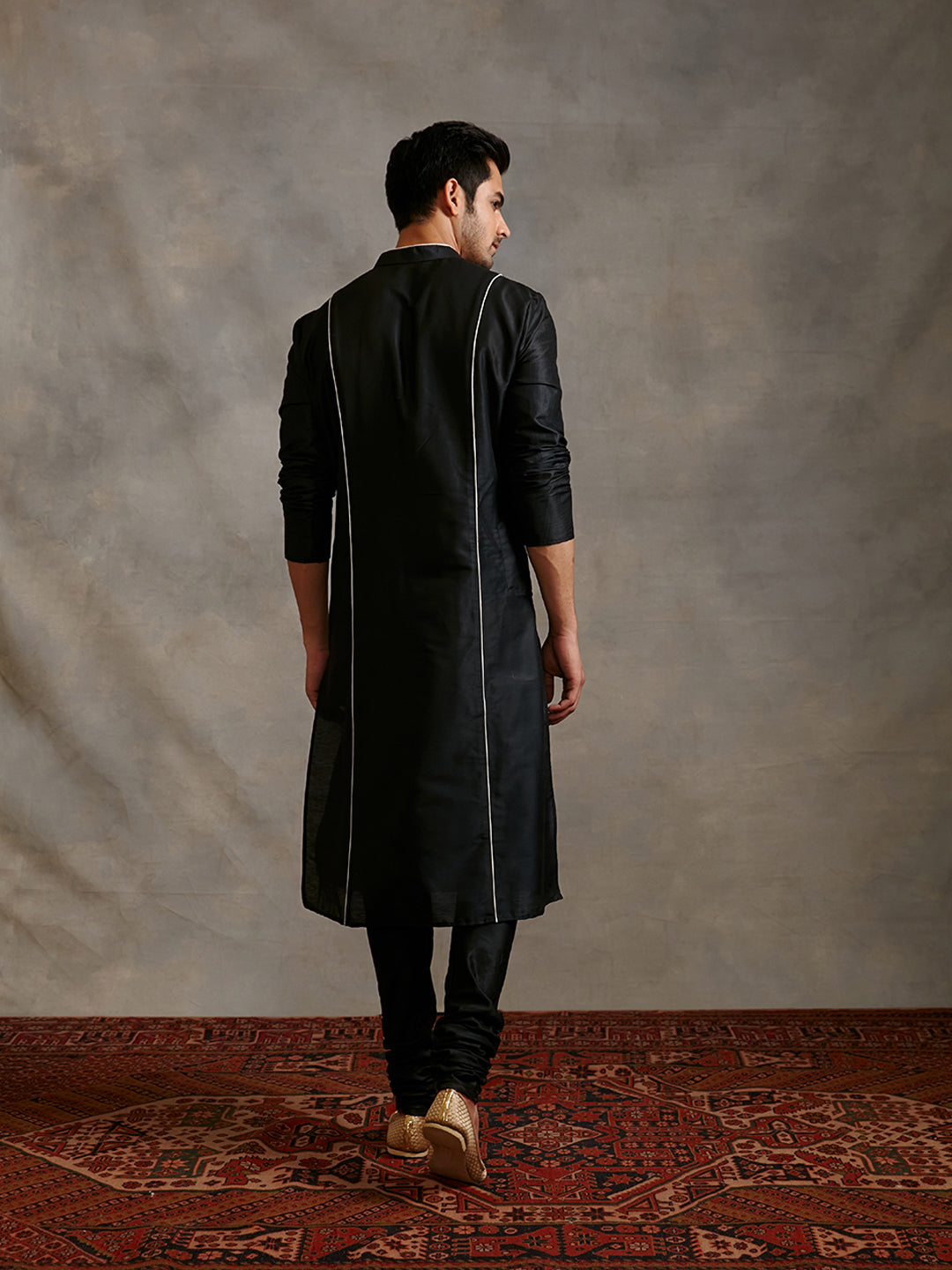 Banarasi straight kurta with contrasting detail paired with churidar- Metallic black