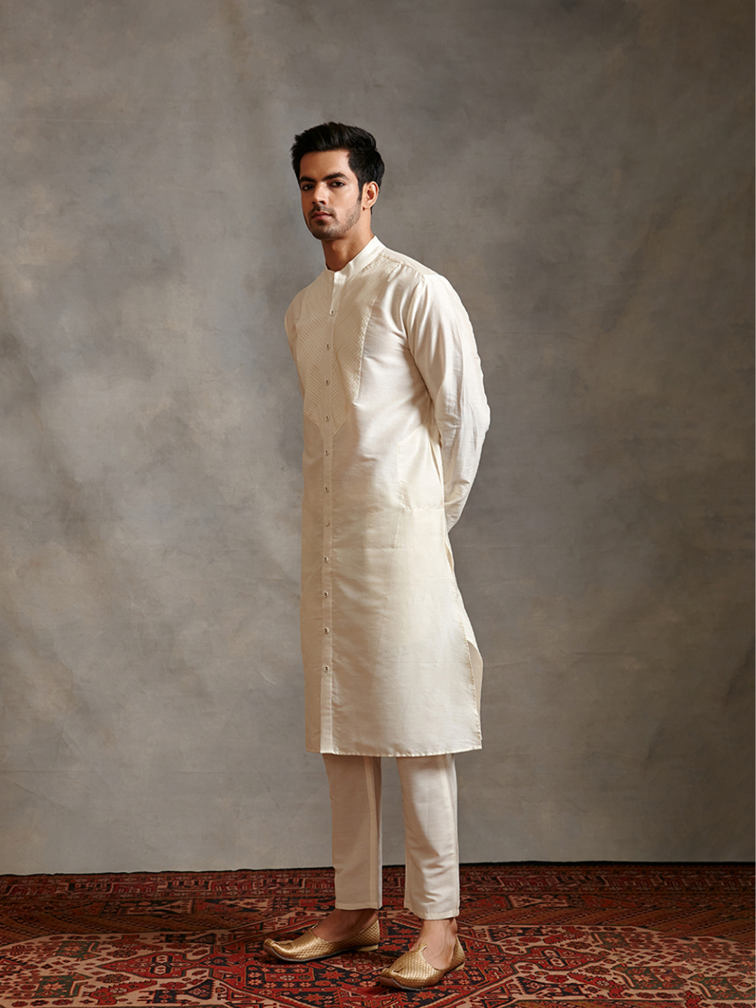 Banarasi pintuck detail kurta Set-ivory