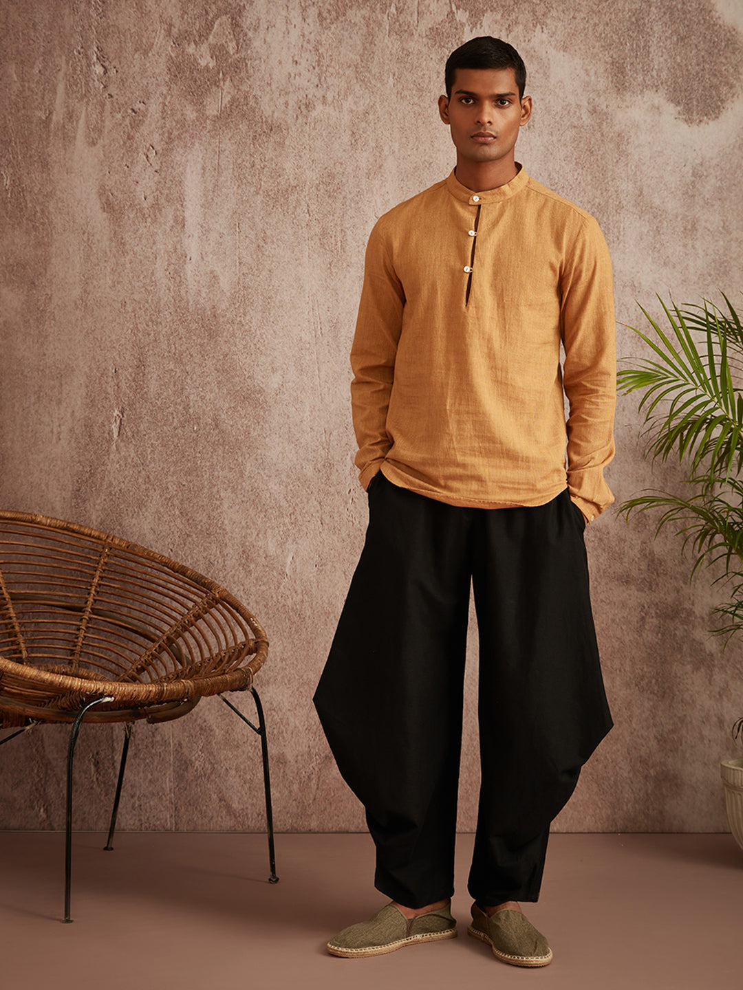 Extended mandarin collar shirt- Beige