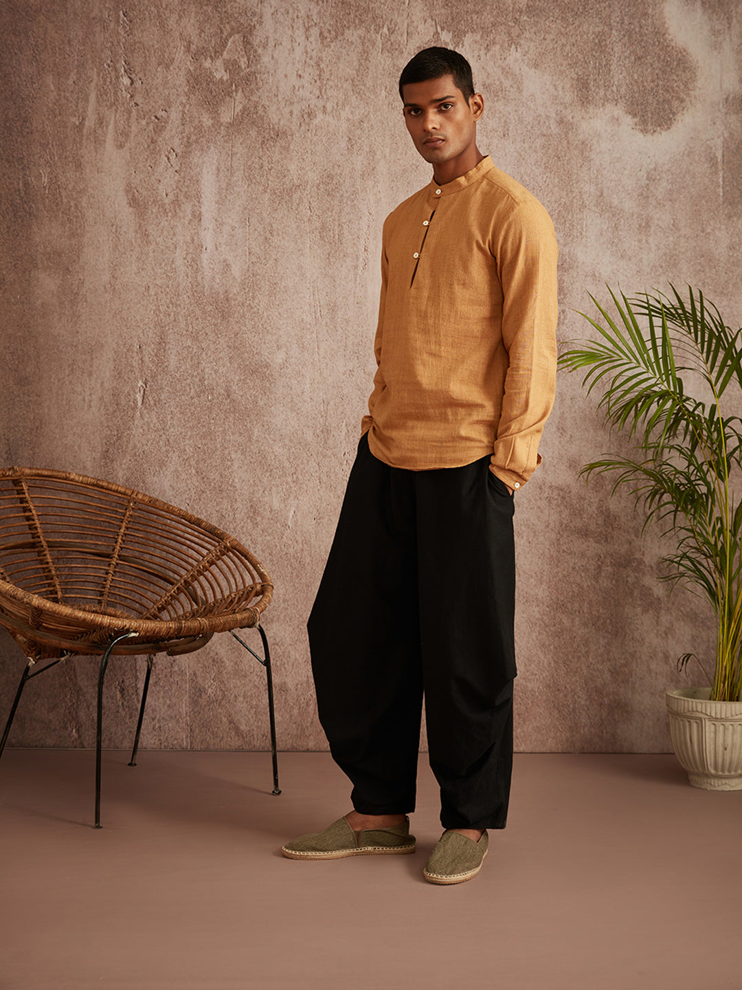 Extended mandarin collar shirt- Beige