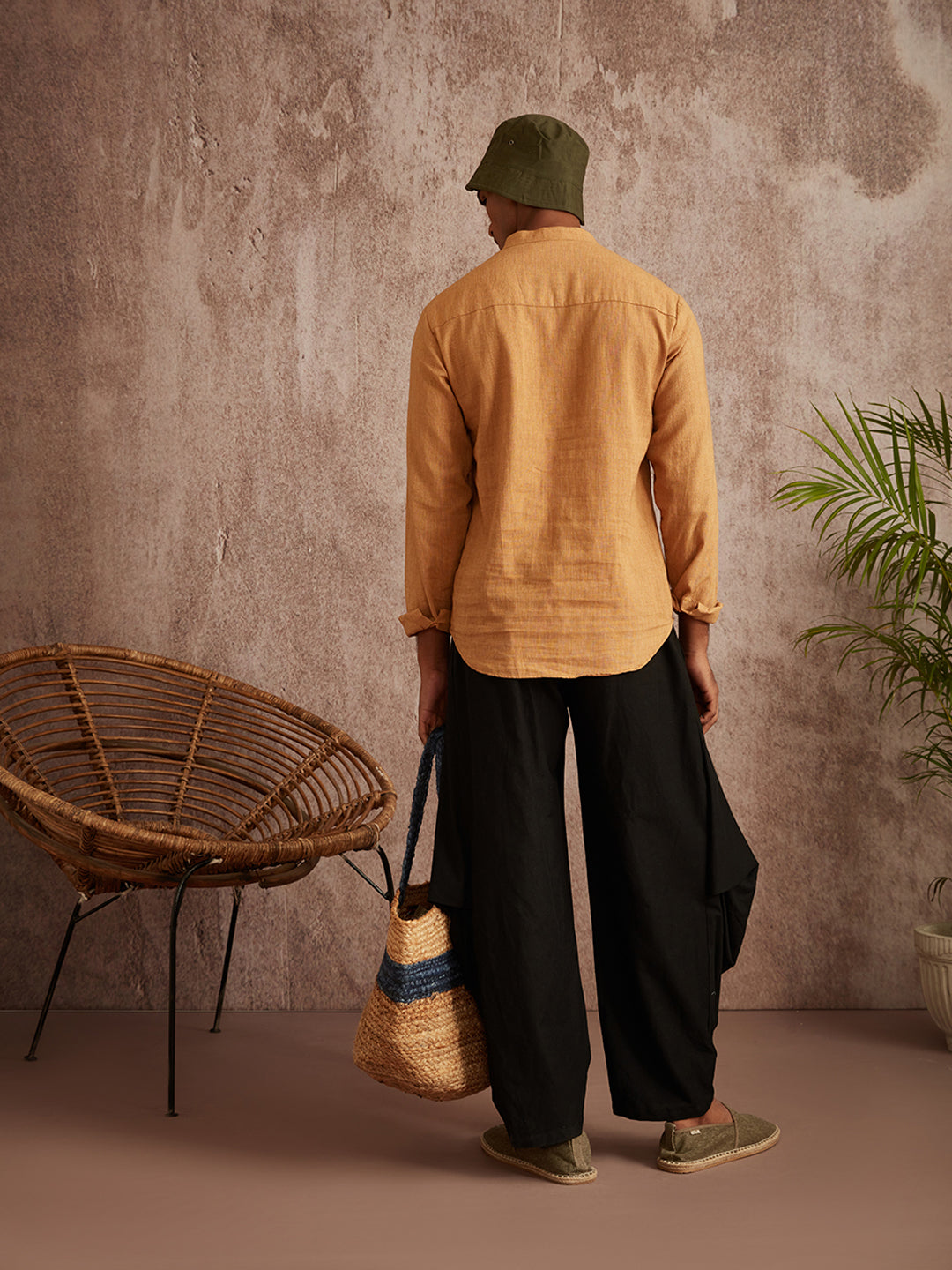 Extended mandarin collar shirt- Beige