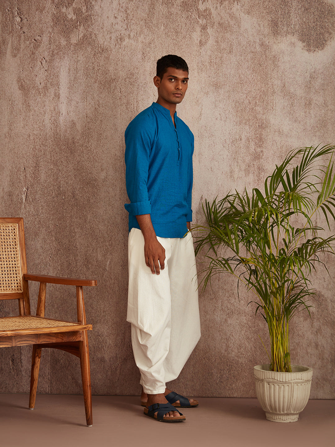 Extended mandarin collar shirt- Blue