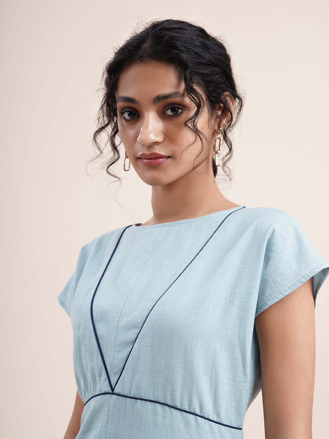 Sky Blue Drop shoulder kurta paired with overlapped hem pants