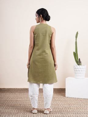 Olive keyhole kurta, paired with overlapped hem pants