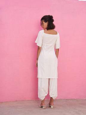 Knotted Rayon Slub Kurta with Bell Sleeves