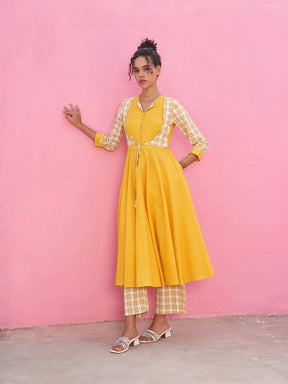 Self Check Anarkali Kurta with Front-tie-up