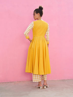 Self Check Anarkali Kurta with Front-tie-up